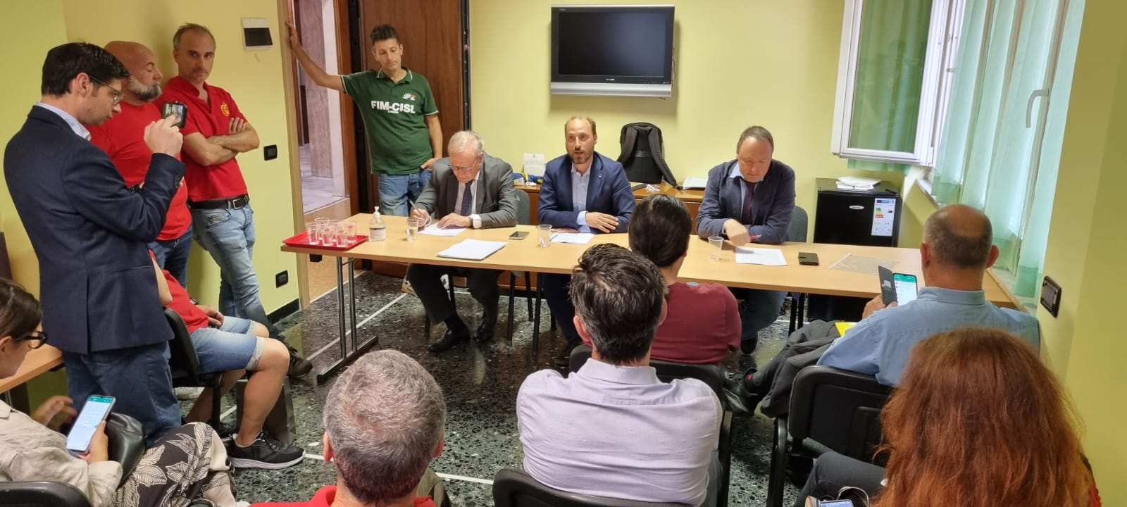 Acciaierie di Italia, Uilm, Fiom, Fim: “Dare un futuro solido al gruppo strategico per il futuro industriale del Paese”.