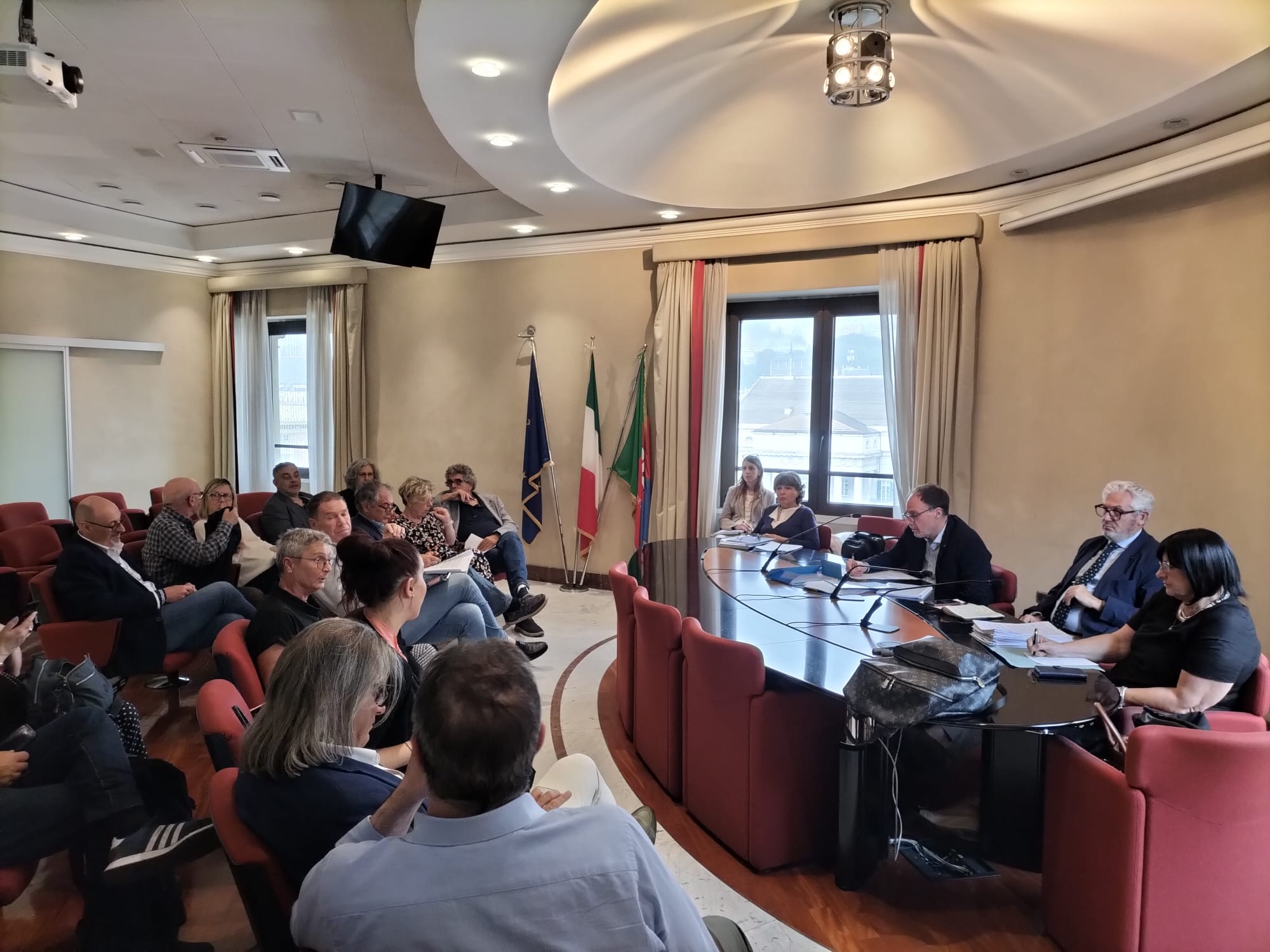 RSA: Cgil, Cisl, Uil Liguria: “Più salario per gli operatori, più tutele per i fragili”