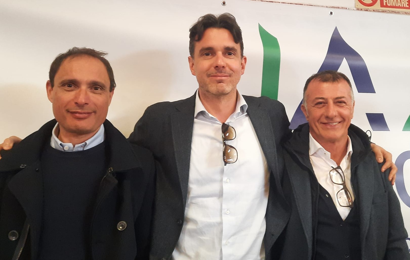 Galluccio, Uilt a Genova: “Avanti con il rinnovo del contratto o sarà mobilitazione. Nei porti lavoro regolamentato, qualificato con giusta remunerazione.